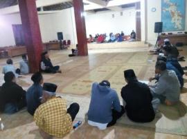 TIRAKATAN DALAM RANGKA HUT RI KE 72