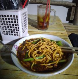 WARUNG MIE AYAM REKOMENDASI DI SUMBERWUNGU