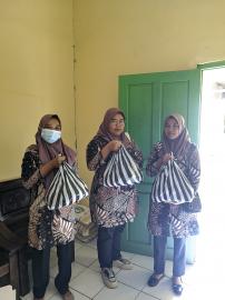 PENYALURAN PMT BULAN AGUSTUS