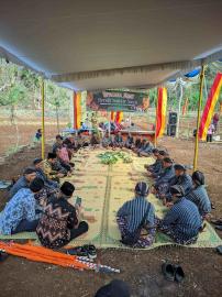 UPACARA ADAT BERSIH SUMUR SAWIT